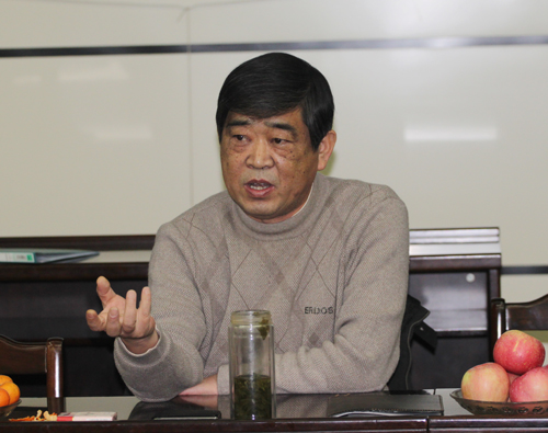 明博在线(中国)常务副总经理王海民在会上向大家提出殷切期望
