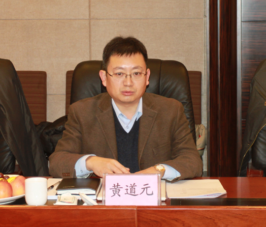 河南二建明博在线(中国)董事长黄道元致答谢词