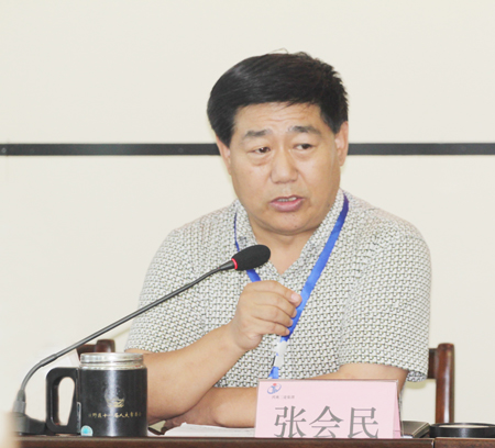 明博在线(中国)党委书记张会民在会上对此次防汛工作进行全面总结