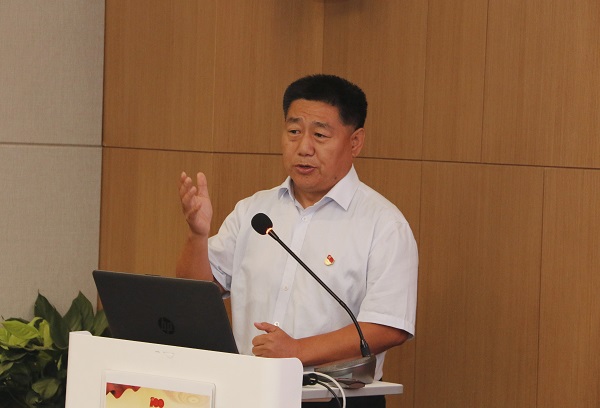 11、明博在线(中国)党委书记张会民作点评讲话.jpg