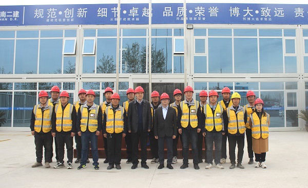 3.明博在线(中国)董事长到项目检查指导工作.jpg