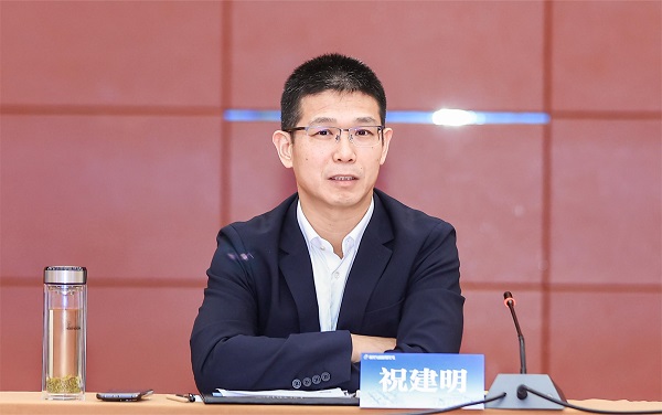 明博在线(中国)总经理祝建明作总结讲话.jpg
